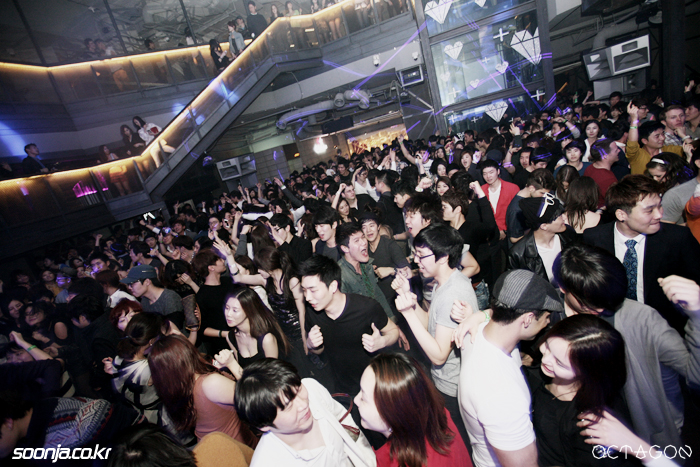 IMG_9708[1].jpg : 2012년 4월 7일 SAT NOIR With DJ VIVID  @ Club OCTAGON (클럽 옥타곤)