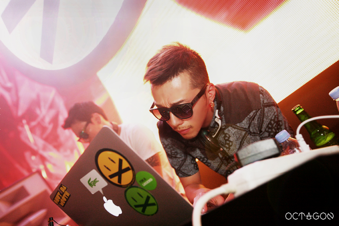 IMG_8881[1].jpg : 2011년 11월 26일 SAT DJ MAG @ Club OCTAGON (클럽 옥타곤)