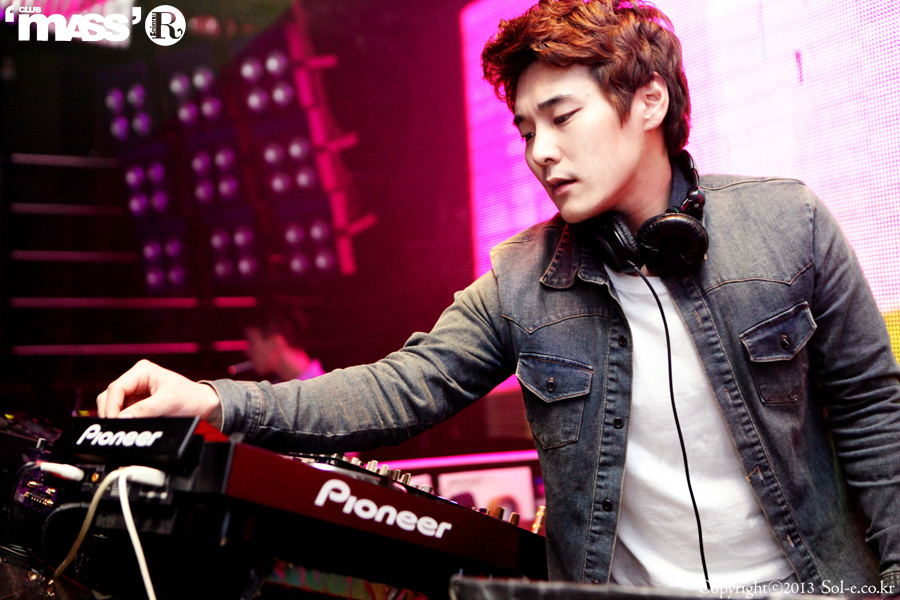 IMG_0170[1].jpg : 2013.04.26 CLUB MASS @ BUT GO FESTIVAL (강남클럽 클럽매스 파티사진)