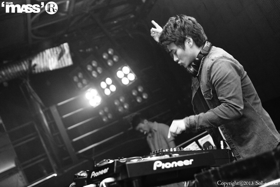 IMG_0171[1].jpg : 2013.04.26 CLUB MASS @ BUT GO FESTIVAL (강남클럽 클럽매스 파티사진)