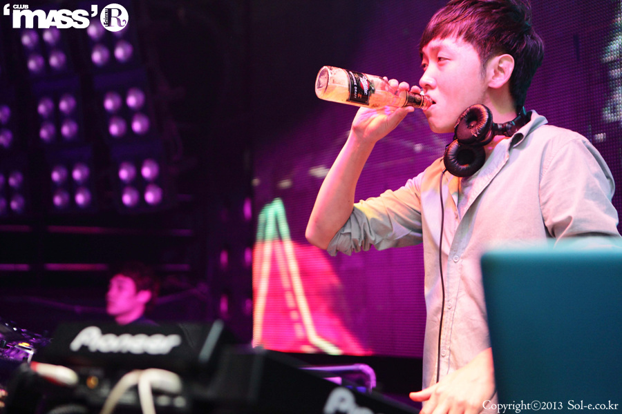 IMG_0450[1].jpg : 2013.04.26 CLUB MASS @ BUT GO FESTIVAL (강남클럽 클럽매스 파티사진)