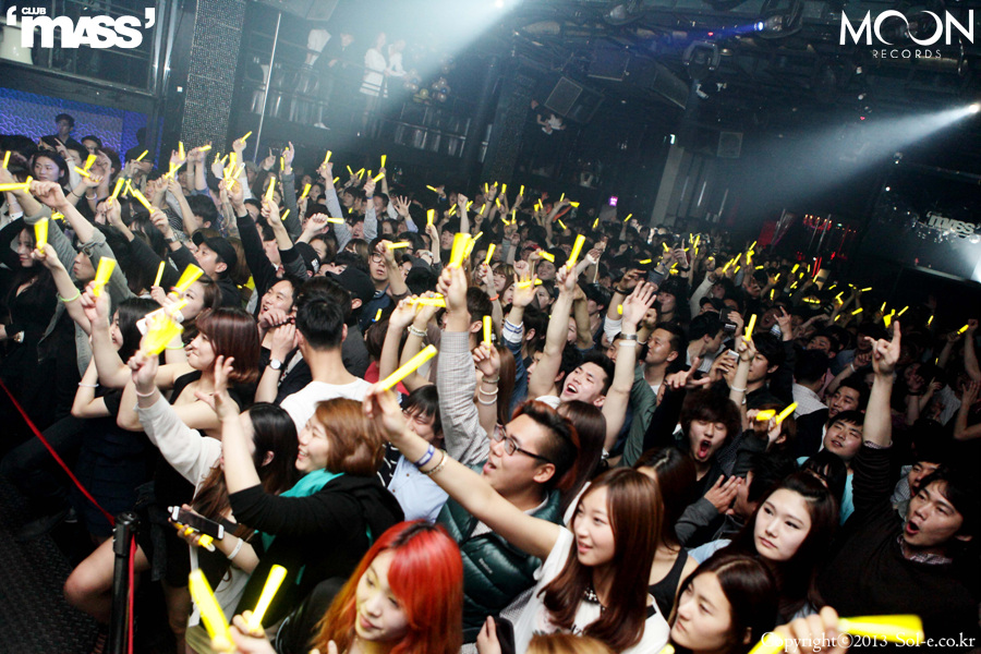 IMG_0687[1].jpg : 2013.04.27 CLUB MASS @ KID MASSIVE (강남클럽 클럽매스 파티사진)