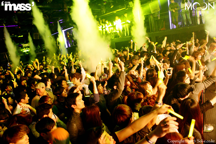 IMG_0710[1].jpg : 2013.04.27 CLUB MASS @ KID MASSIVE (강남클럽 클럽매스 파티사진)