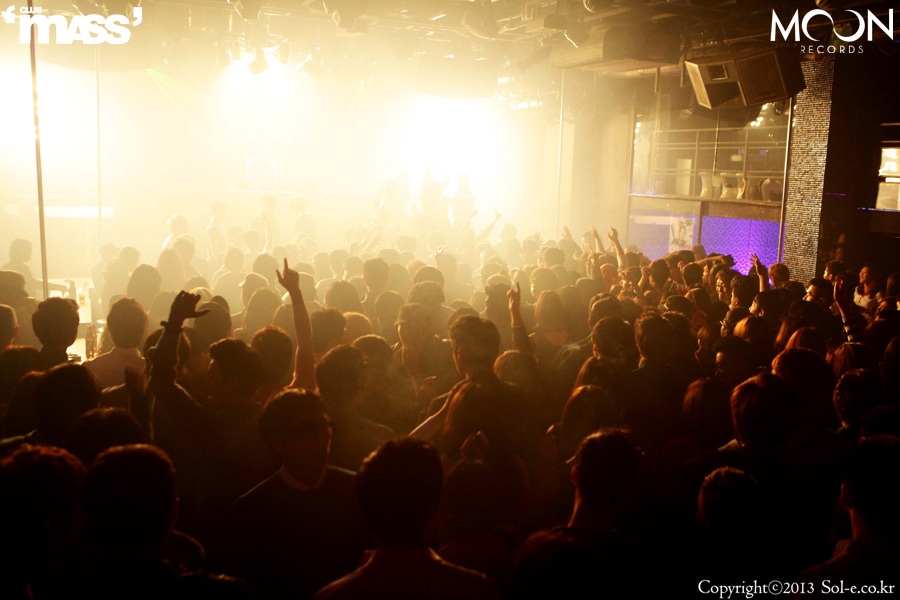 IMG_0620[1].jpg : 2013.04.27 CLUB MASS @ KID MASSIVE (강남클럽 클럽매스 파티사진)