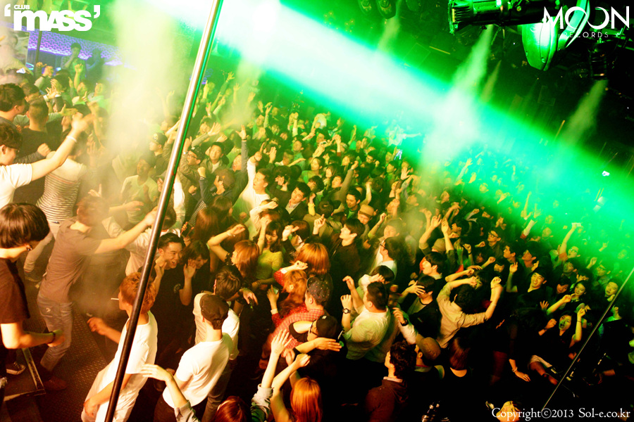 IMG_0644[1].jpg : 2013.04.27 CLUB MASS @ KID MASSIVE (강남클럽 클럽매스 파티사진)