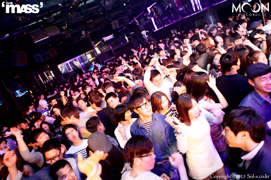 IMG_0654[1].jpg : 2013.04.27 CLUB MASS @ KID MASSIVE (강남클럽 클럽매스 파티사진)