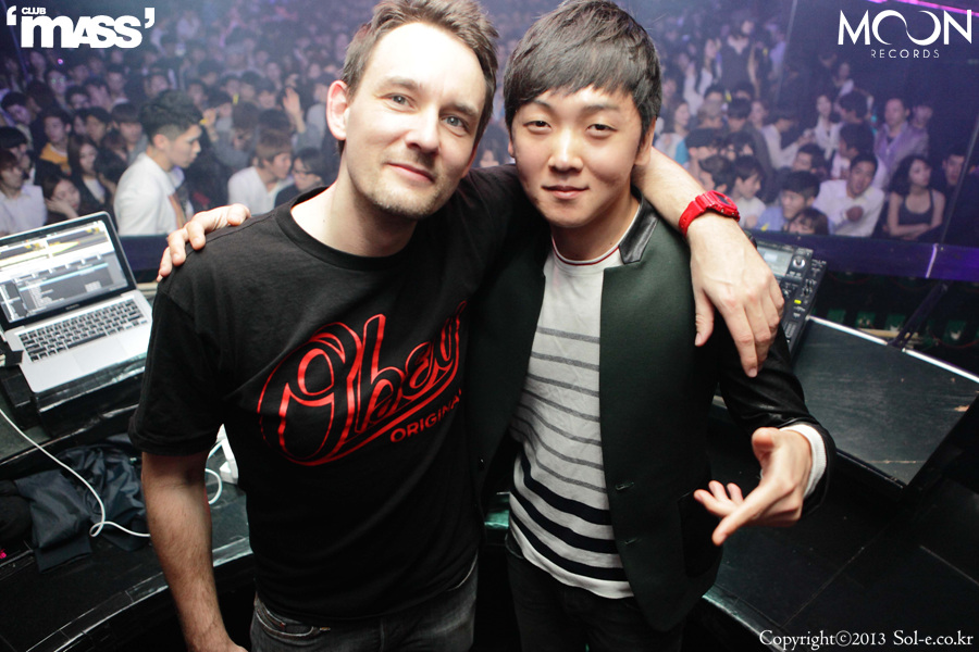 IMG_0954[1].jpg : 2013.04.27 CLUB MASS @ KID MASSIVE (강남클럽 클럽매스 파티사진)