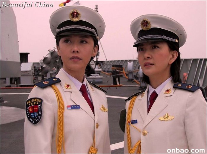 20091007175738_f0e91043.jpg : 세계의 여군들!!