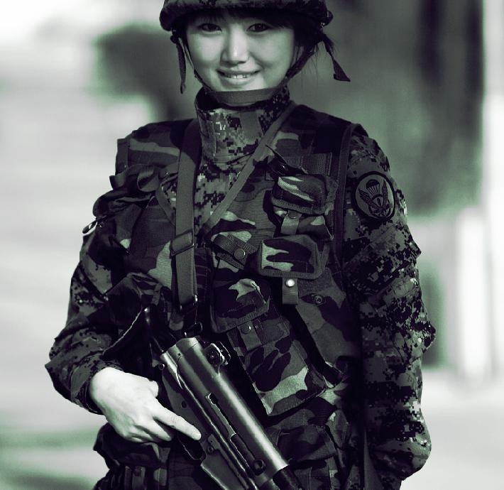 BEMIL085_115990_1.jpg : 우리나라 여군사진들