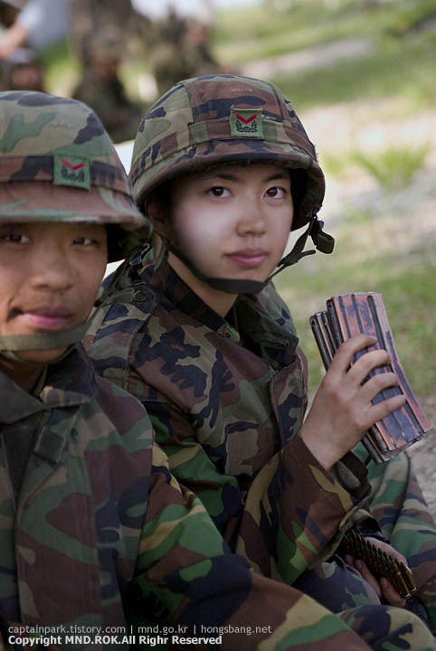 6.jpg : 우리나라 여군사진들