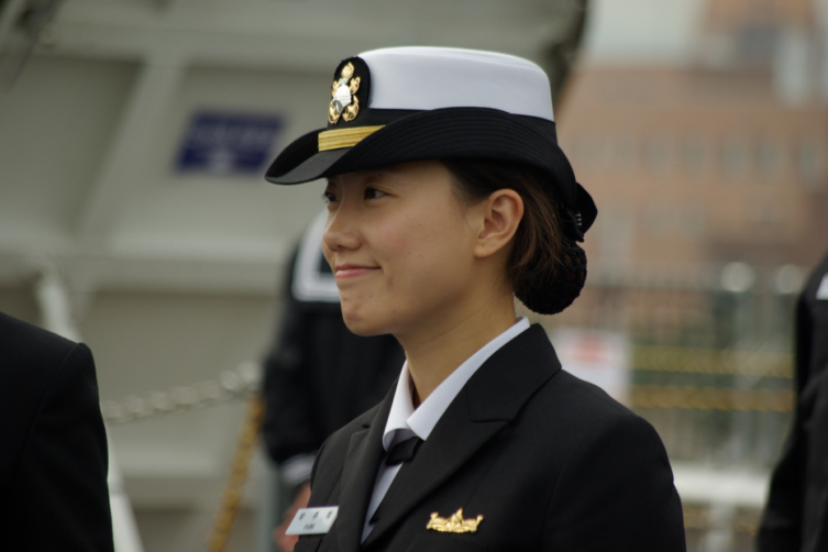 BEMIL085_114421_0.jpg : 우리나라 여군사진들