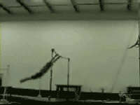 ⓒ%B9%~1.GIF : 곡예는 멋스럽게 ~
