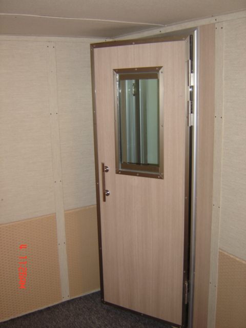 2006-03-04 (2).JPG : 드디어!! 방음부스 설치 ㅜㅜ 감동의 도가니