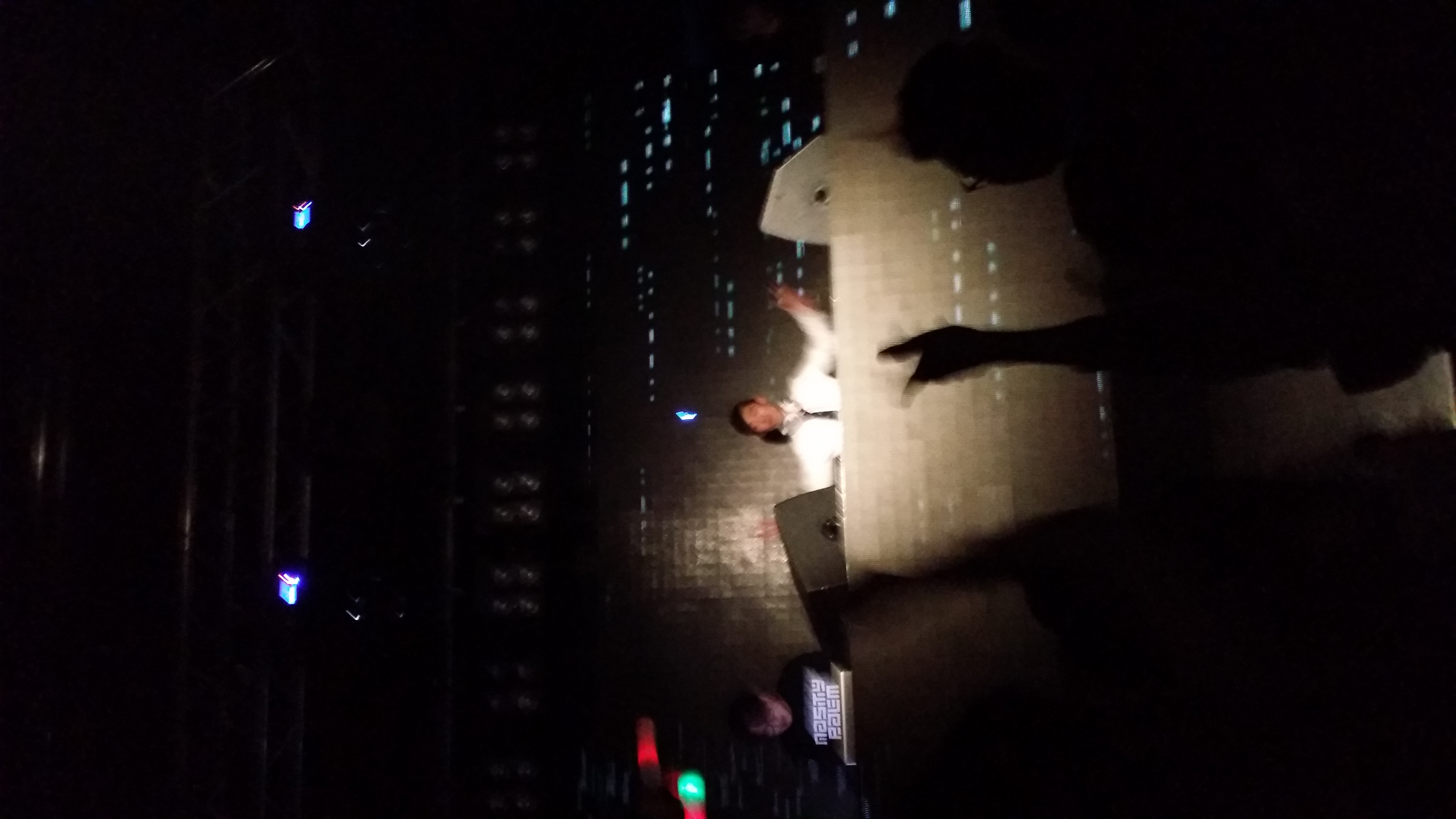 20131201_014958.jpg : 홍대 베라 홀리파티 후기