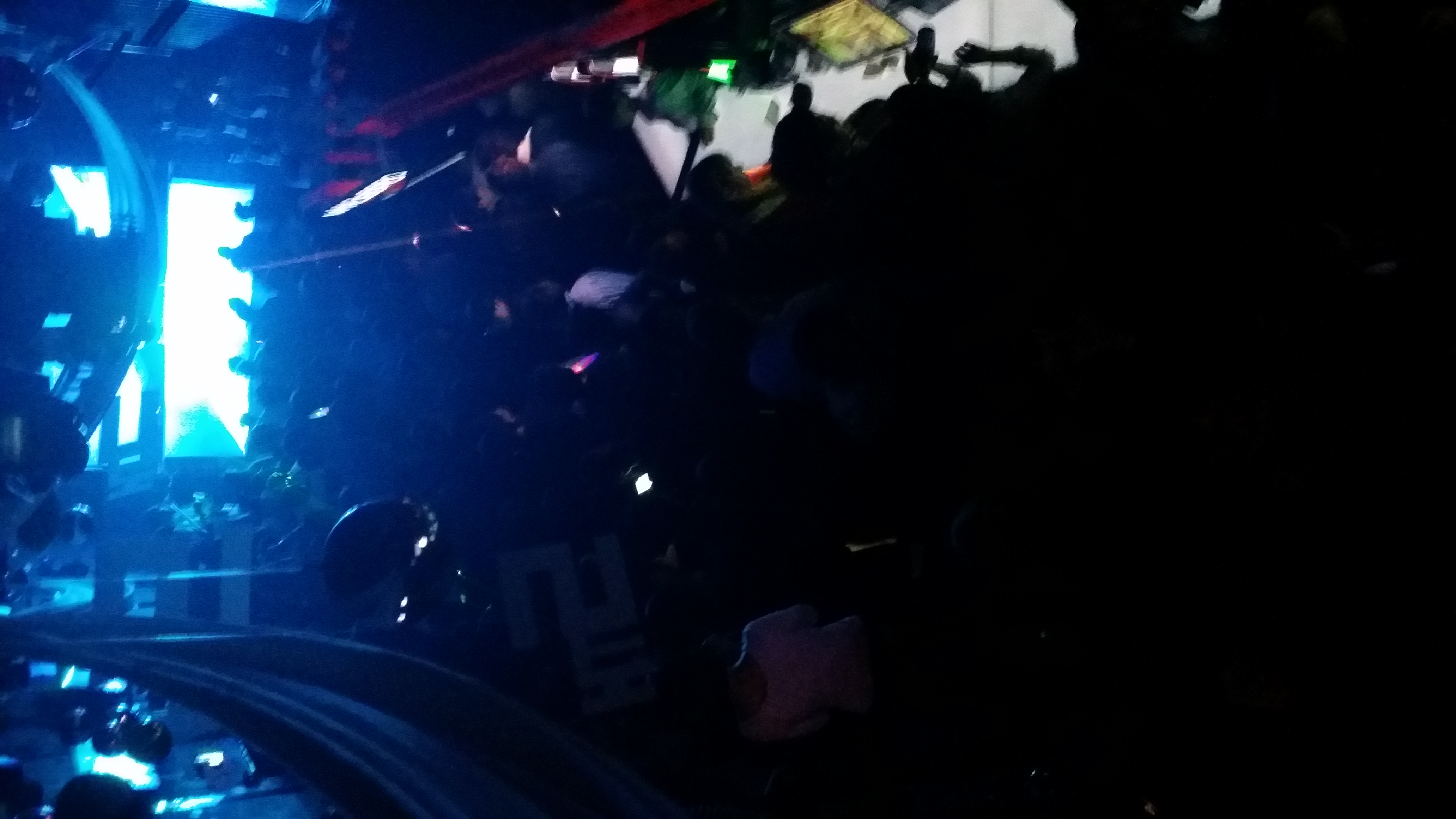 20131201_002629.jpg : 홍대 베라 홀리파티 후기
