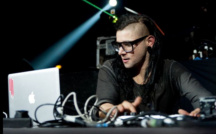 Skrillex.png : 무료 덥스텝!!★] ①Skrillex - Reason (Tom Budin Remix)  ②OLEX & Dimitry G - Quasar (Original Mix) + 6곡