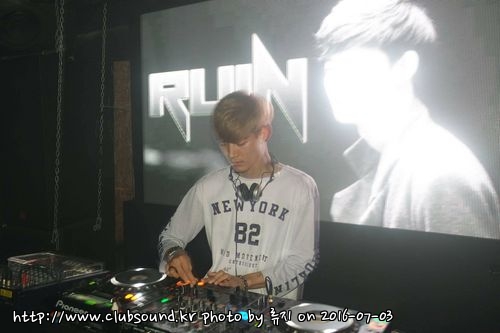 12605353_985850321462662_6995577063054432543_o.jpg : TJR - Angry Duck + DJ Snake & Dillon Francis - Get Low (RUIN Edit)