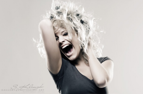 66.jpg : ◈무료◈ ★DJ&일렉트로니카&음원320kbps★ ＼(^o^)/ 01. Voyage Voyage (Thunder Sonic 2k10 Remix) 02. Crush (Reloaded) (Mike Mdas Pop (Matic Mix) 03. Memory (Uppermost Remix) 04. Dub To Bad (Extended Libex Mix)