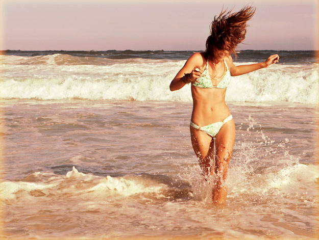 beach-farm-rio-model-praia-summer-Favim_com-318722.jpg : Stronger (What Doesn`t Kill You) - Kelly Clarkson (authentic edit of fayb mix)