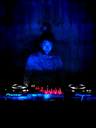 사진29~2.JPG : Spencer & Hill ft. Lil Jon - Less Go! (Porter Robinson Remix)