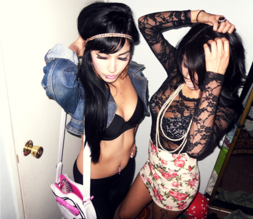 hotfriends_large.jpg