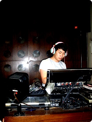 P5220236.jpg : 07 Solarstone with Aly & Fila - Fireisland (Future Disciple Remix) [Tune Of The Week]