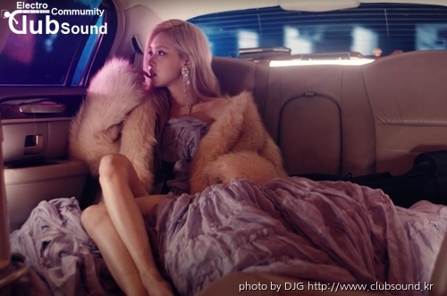 rose-of-blackpink-on-the-ground-teaser-video-still-billboard-1548-1615233703-compressed.jpg