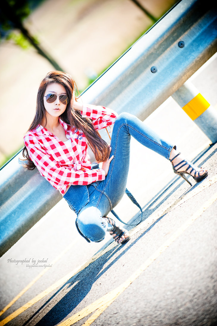 hitchhiker_by_parkleggykorean-d3h8orn.jpg : Like a G6 (Peppermint Private Rework) 약간에 리메이크 느낌 나네요