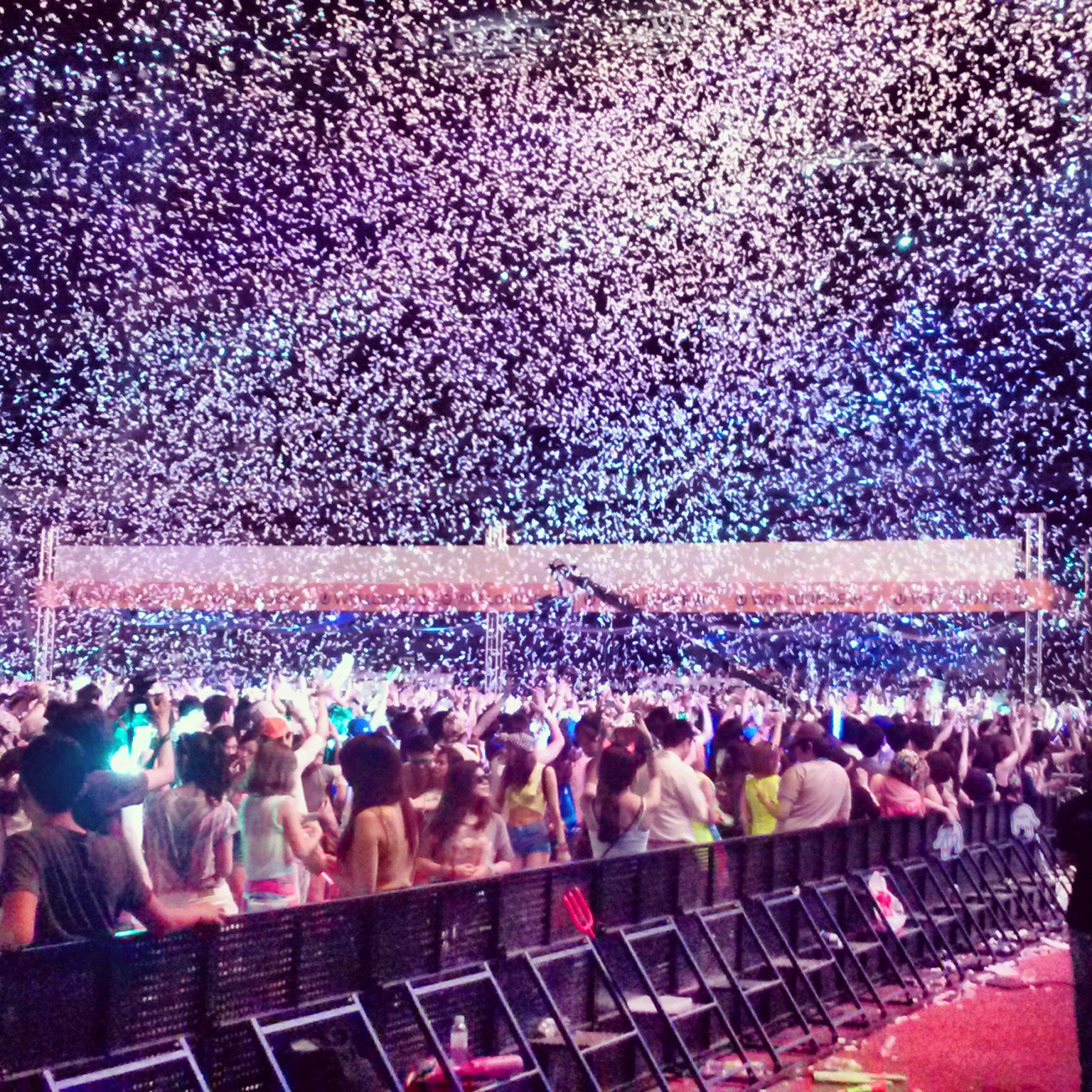 IMG_20130615_013847.jpg : 2013 UMF KOREA Armin Van Buuren Live !!