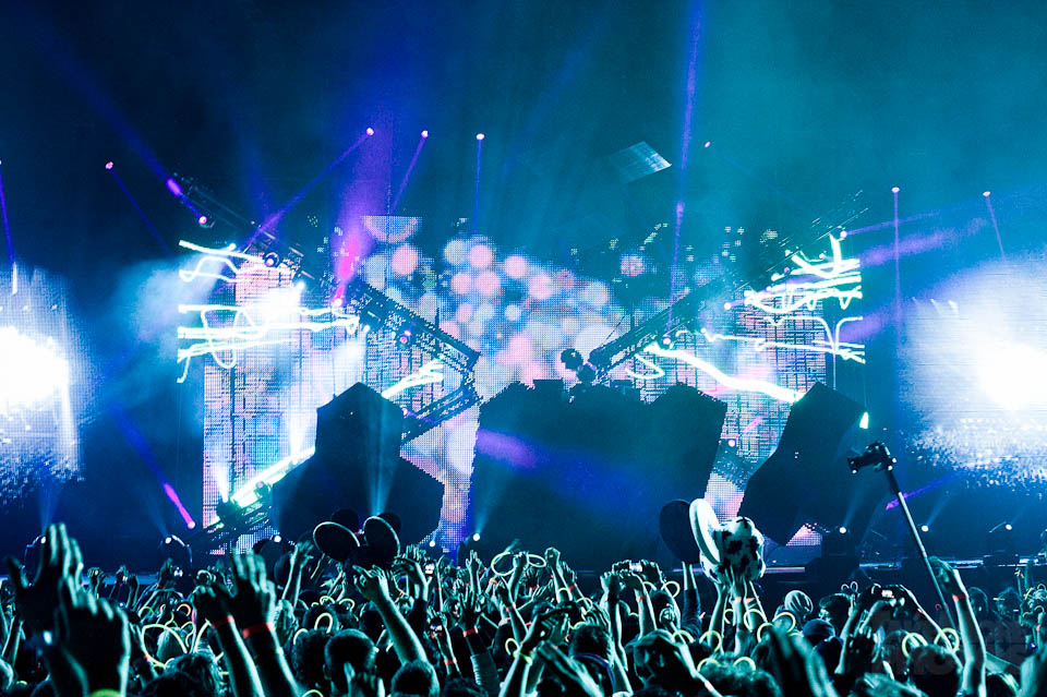 wpid2888-11052055-deadmau5-6761.jpg : Neoteric & Wax Motif - Go Deep (Torro Torro Remix)
