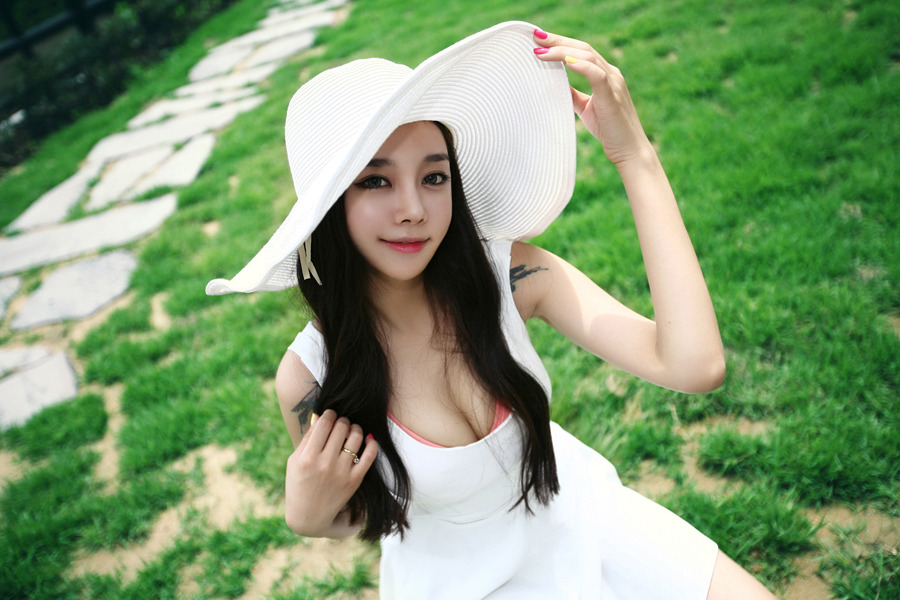 3cc31ac6fee0d0f4a638958fad83dd05.jpeg : [무료][화요일] 클싸빸의 ELECTRONIC 5곡 받아가세여 하핳ㅋ