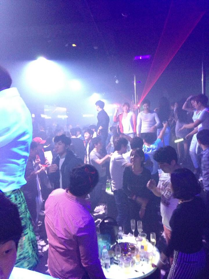 554794_153941058110029_1415315273_n.jpg : 믿고듣는 501LOUNGE VIP MIXSET ▶▶▶501LOUNGE - Summer party vol.3 터짐 ◀◀
