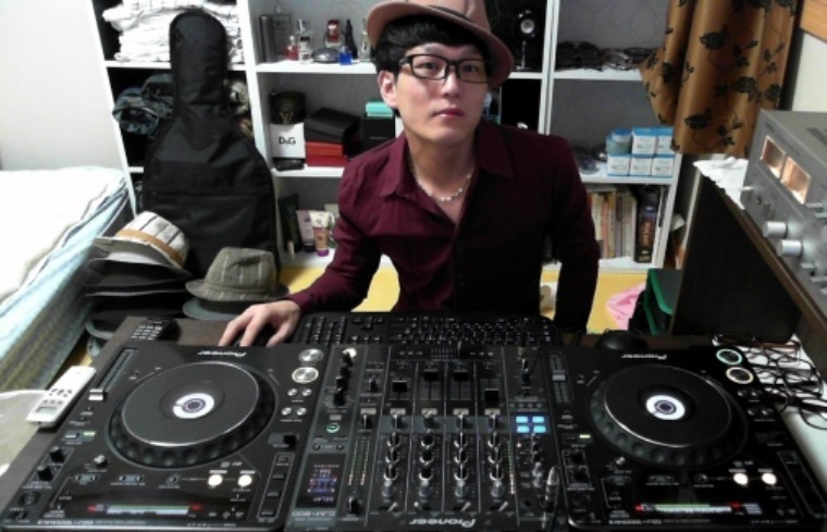 2011-08-19_17-59-37_375.jpg : 클럽 DJ & 나이트 DJ의 다른점^^* 2011-08-19_17-59-37_375.jpg : 클럽 DJ & 나이트 DJ의 다른점^^*
